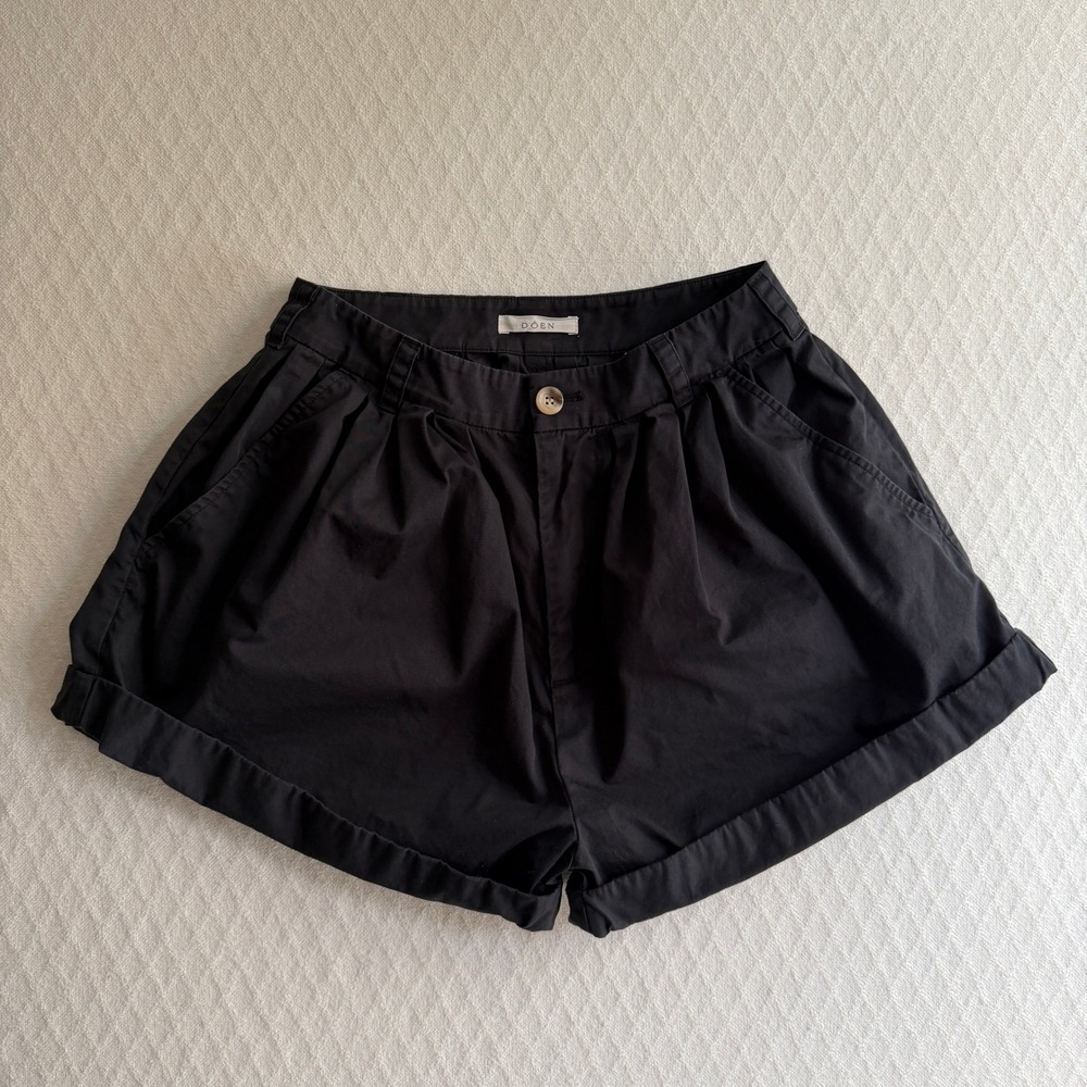 DÔEN Paige Cotton Shorts Pleated Cuffed Shorts Black Cotton Twill Cottagecore